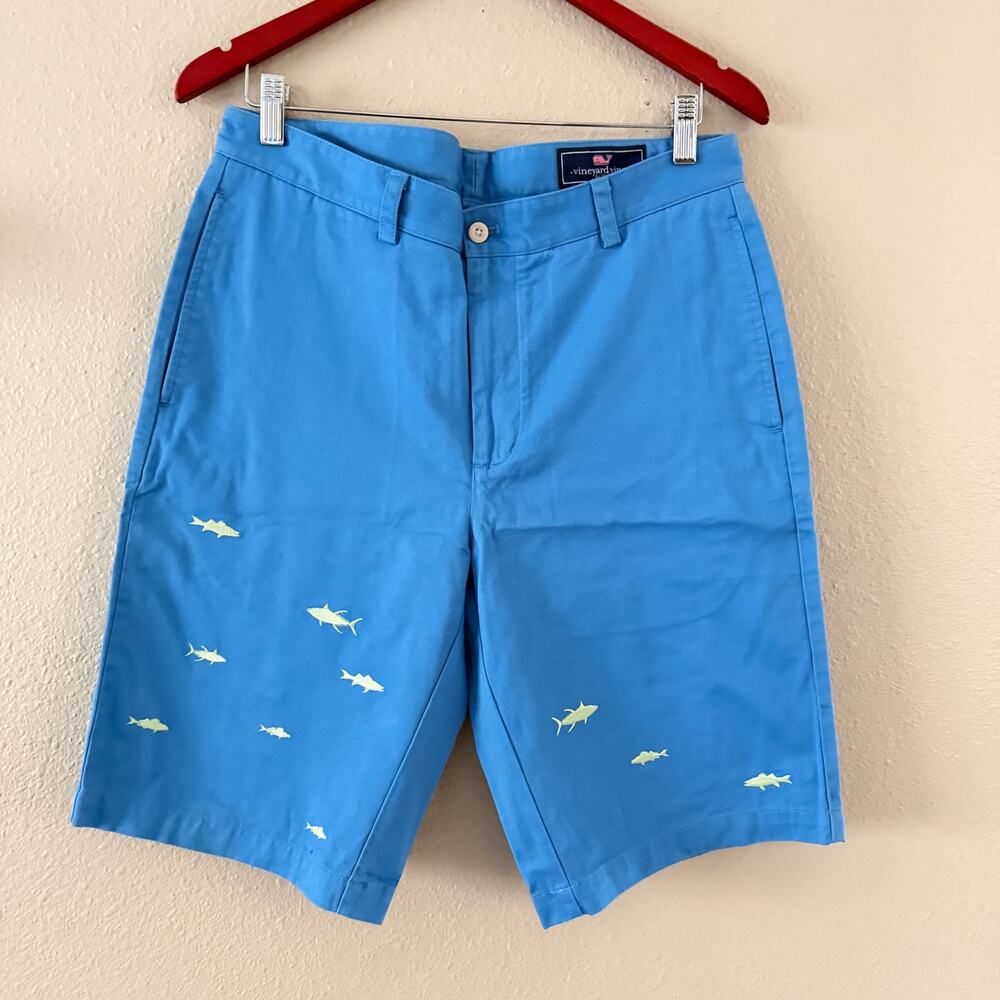 Vineyard Vines Sea of Fish Embroidered classic fit 11" Club Shorts